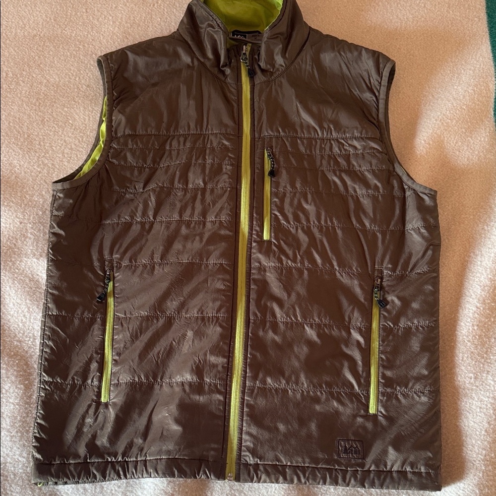 REI Brown Vest with Lime Green Interior
